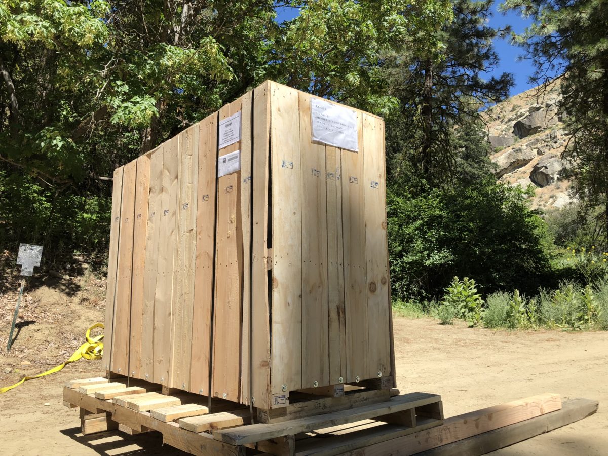 Precision Matthews PM1440GT Lathe Arrives! Making with Metal